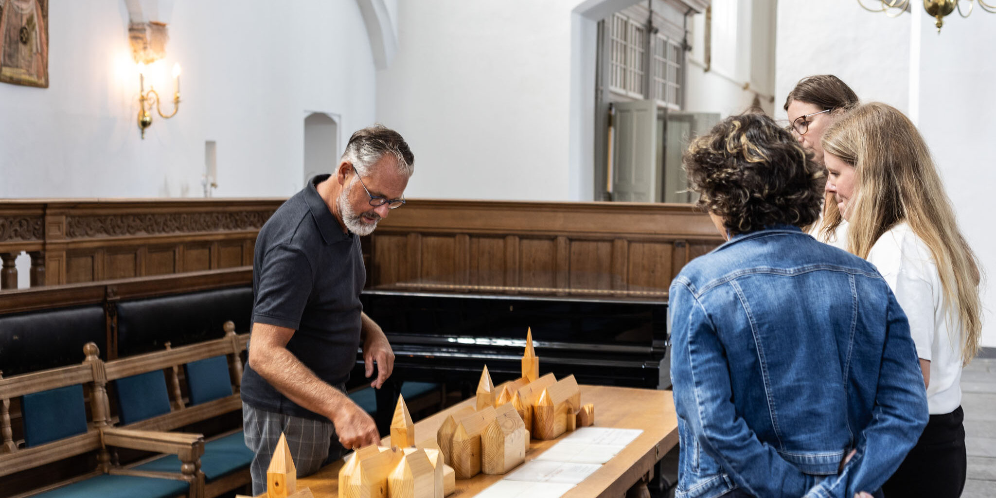 Rondleiding en overleg met beheerder (12)